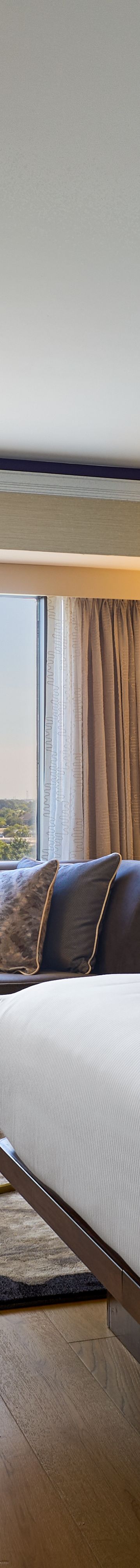 King Guestroom 14073