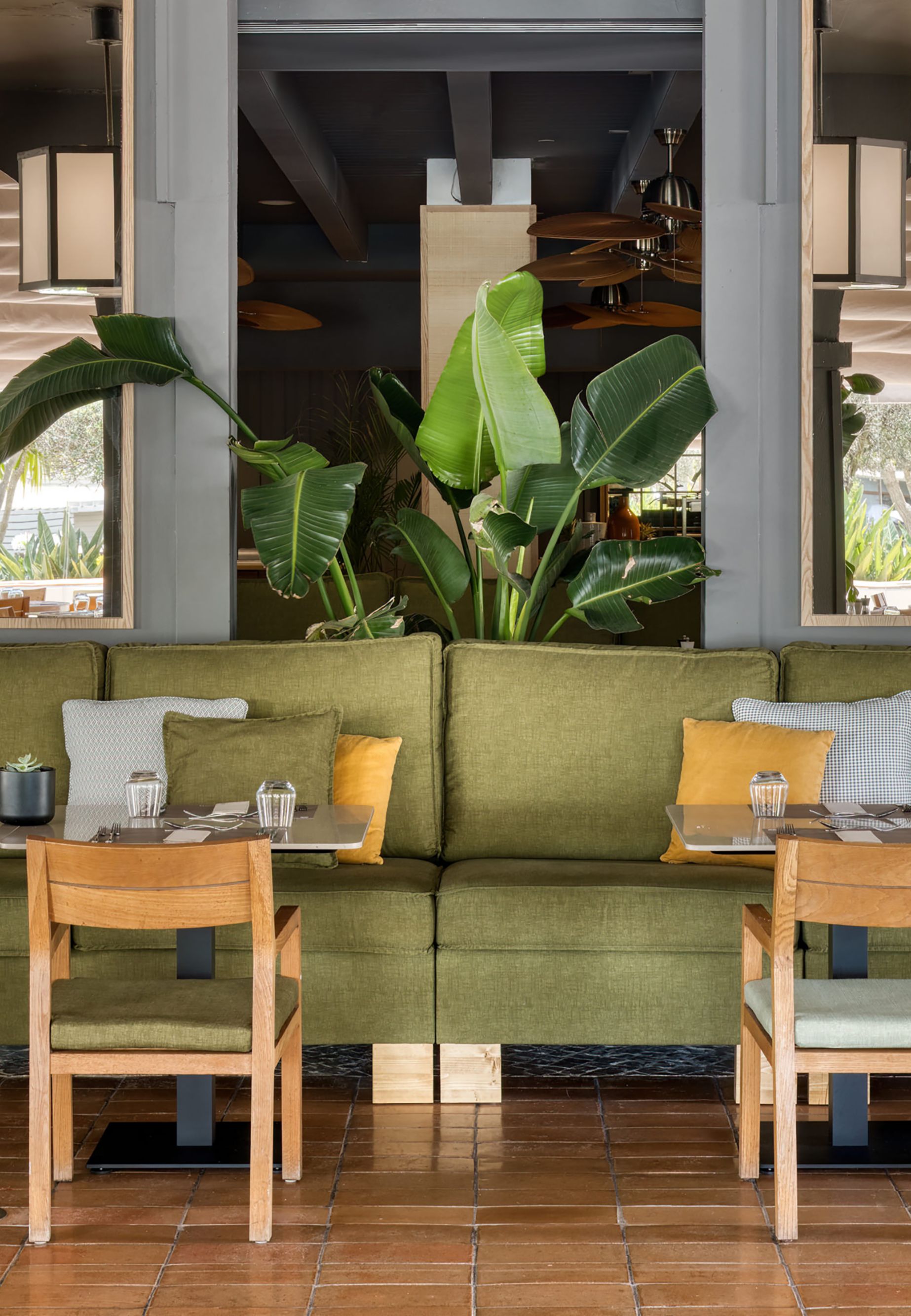 Gustatio Restaurant 17405