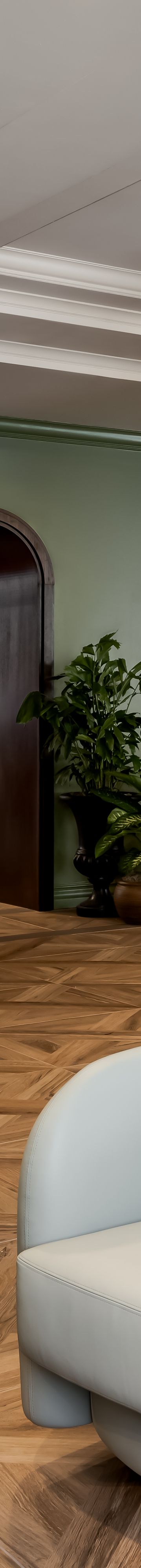 louie-lobby-2-13219