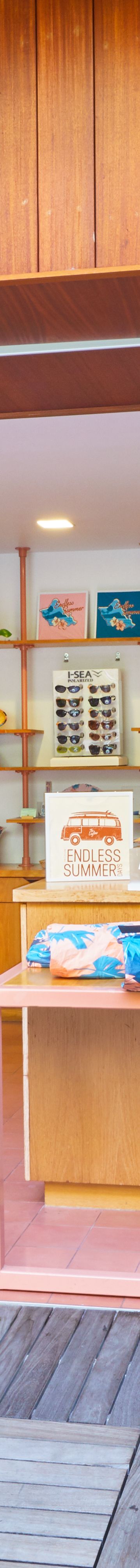 Laylow Waikiki Souvenirs