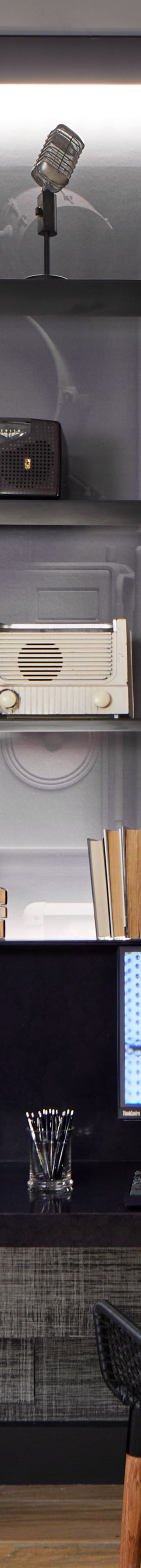 Club Lounge with printer