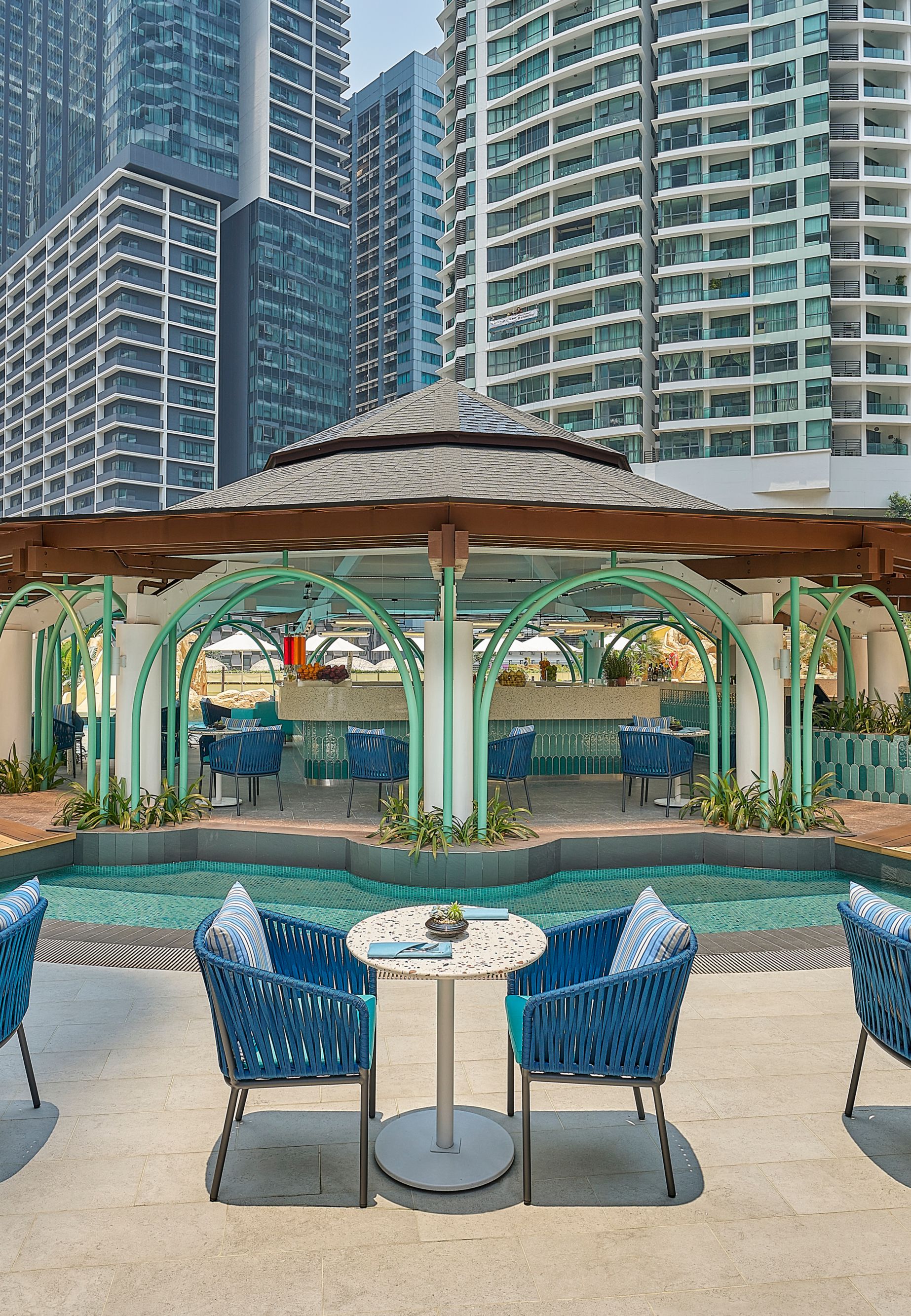 H2O Bar and Grill 1 29148