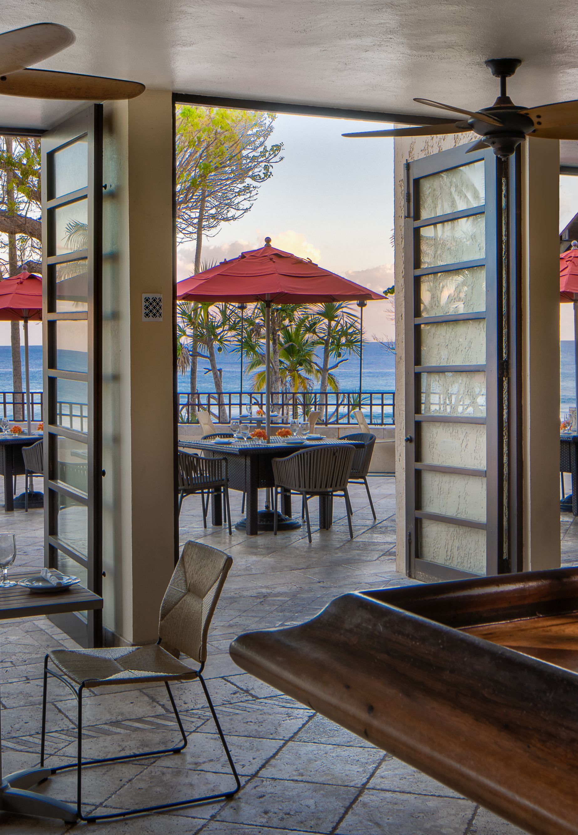 Flamboyant Rest 89294