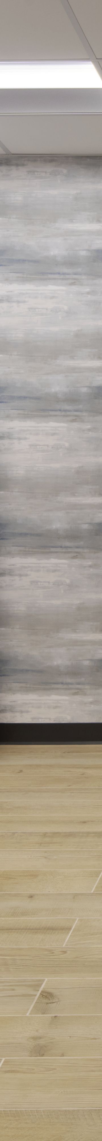 Guest laundry room17169