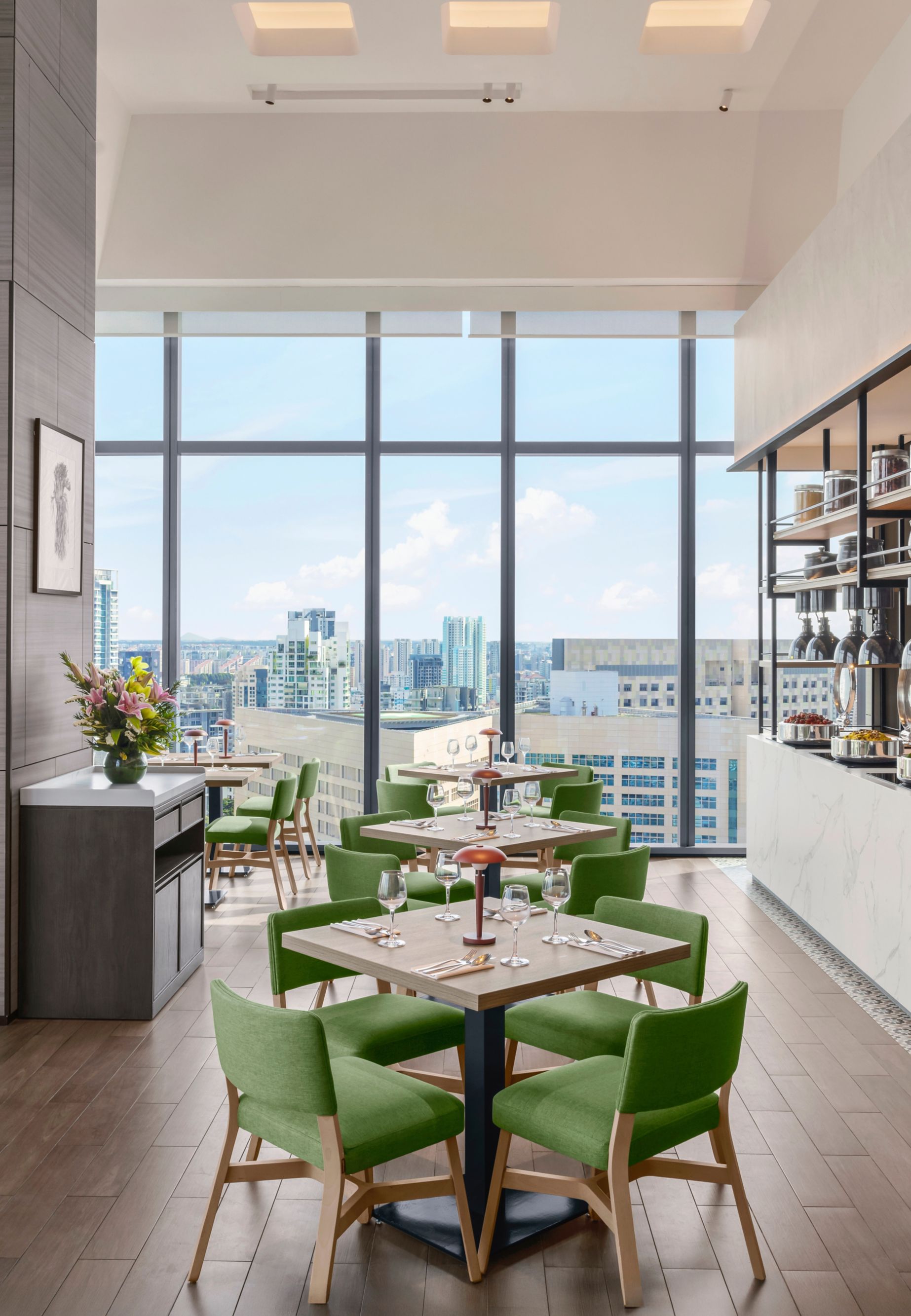 sky22-breakfast-buffet