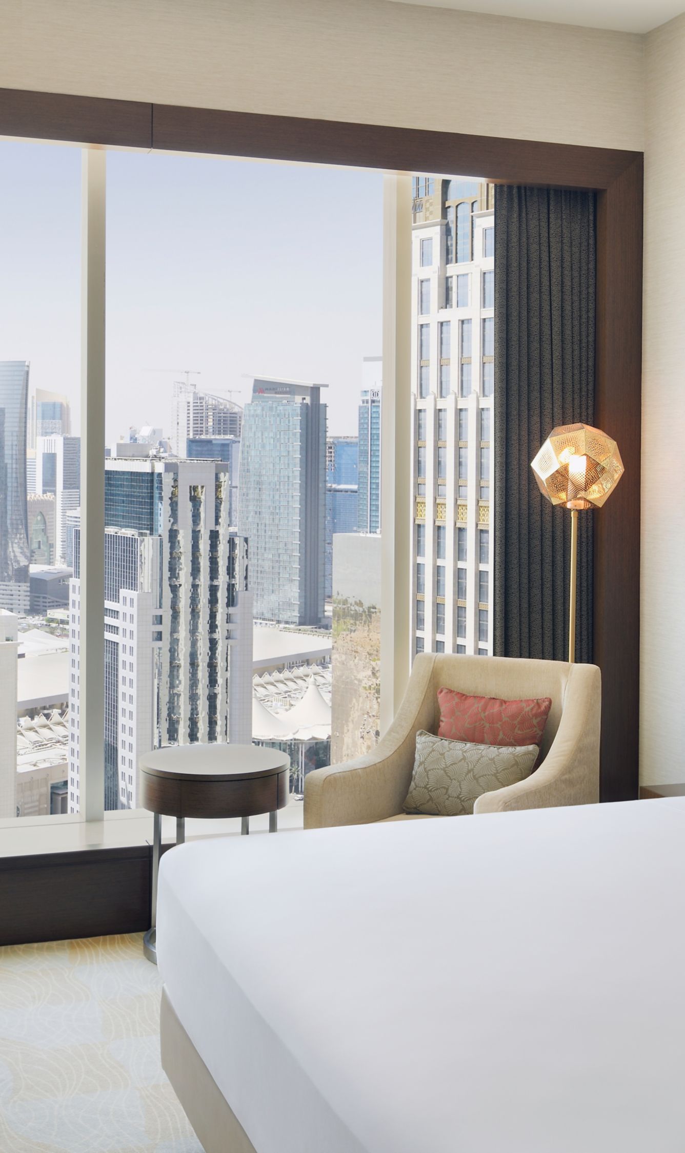 Rooms at Delta Hotels City Center Doha | Marriott Bonvoy