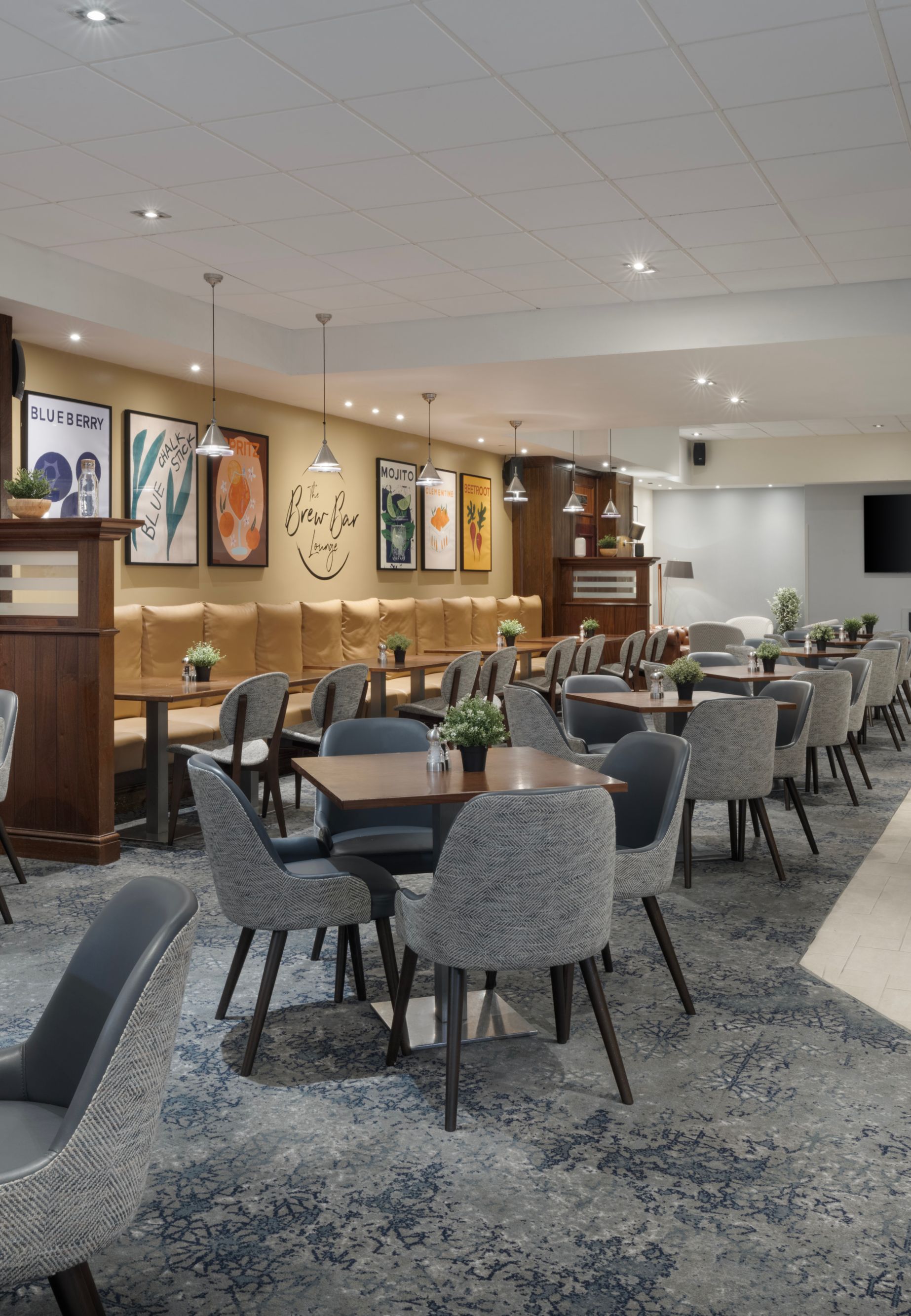 Brew Bar Lounge 16789