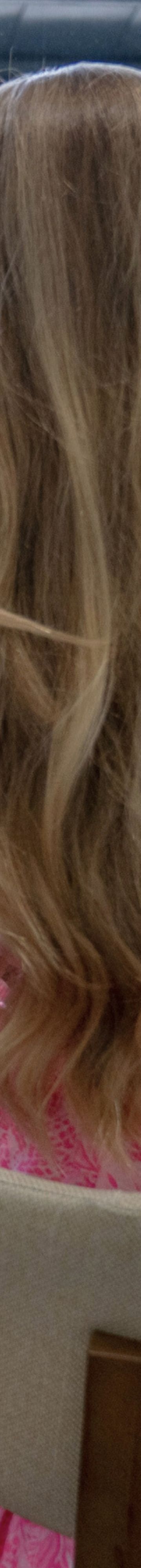 mom-daughter-dining-21524