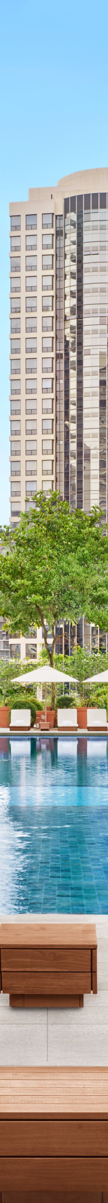 dive-into-luxury-36221