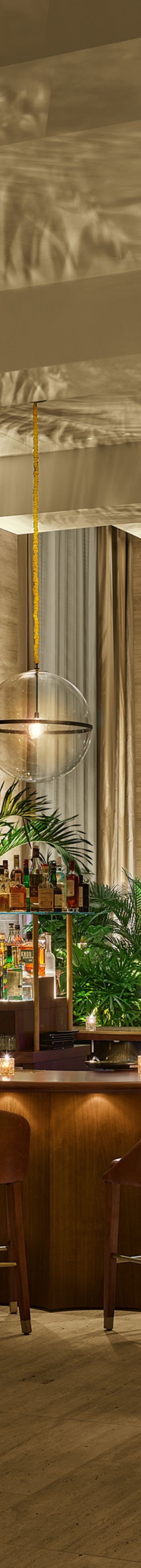 Lobby Bar 193654