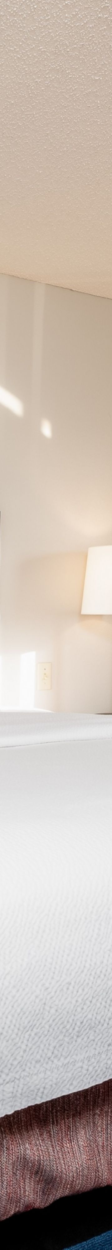 queen-guest-room-33451