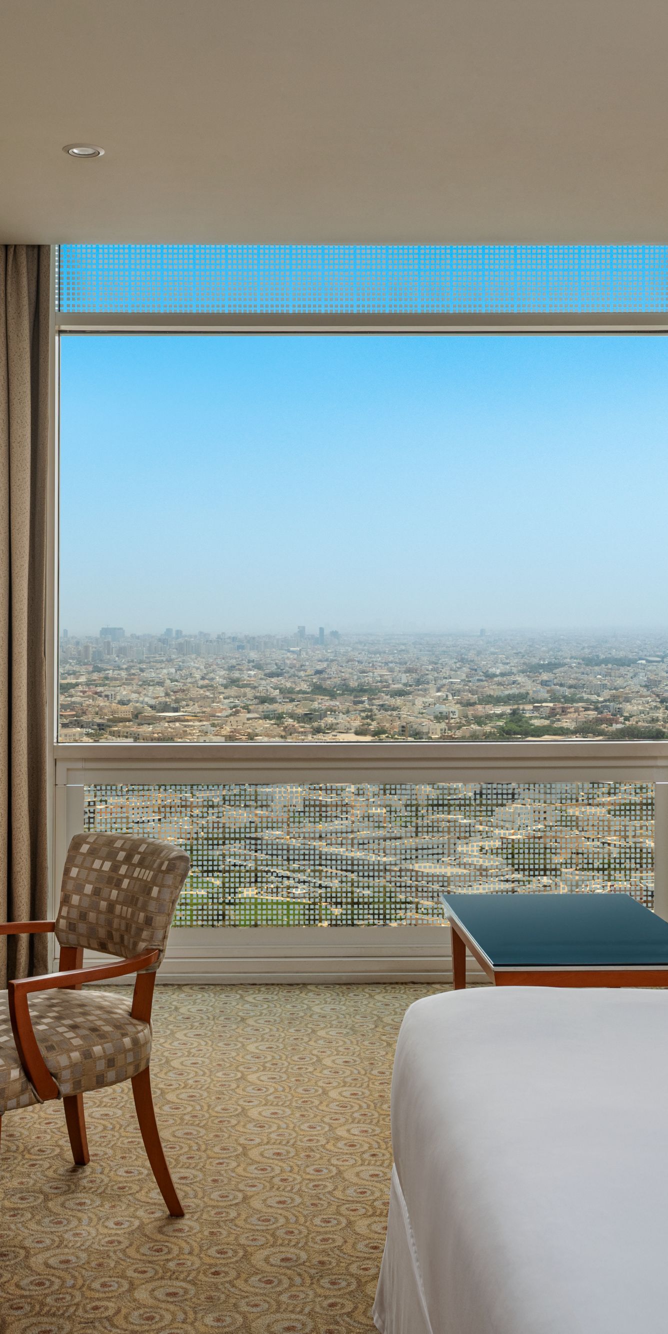 FOUR POINTS BY SHERATON KUWAIT - Prices & Hotel Reviews (Kuwait City)