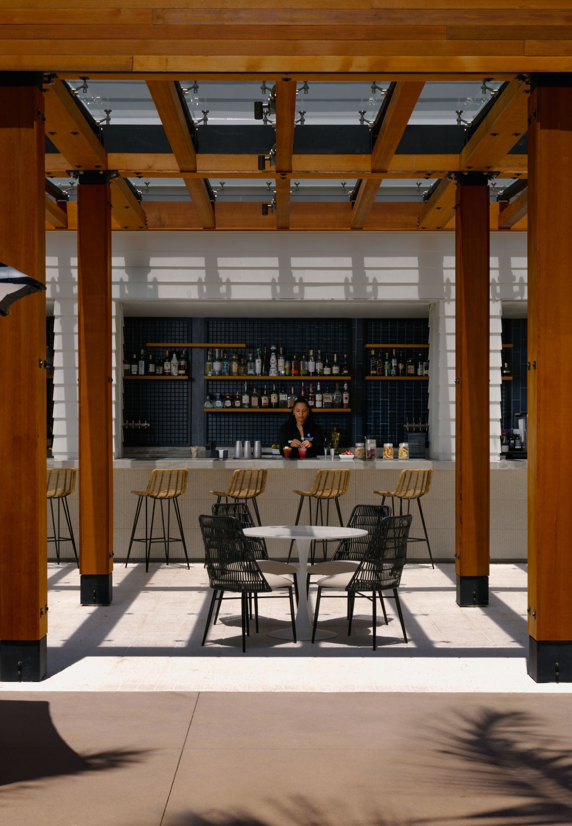 SANGE_Sunnys Pool Bar