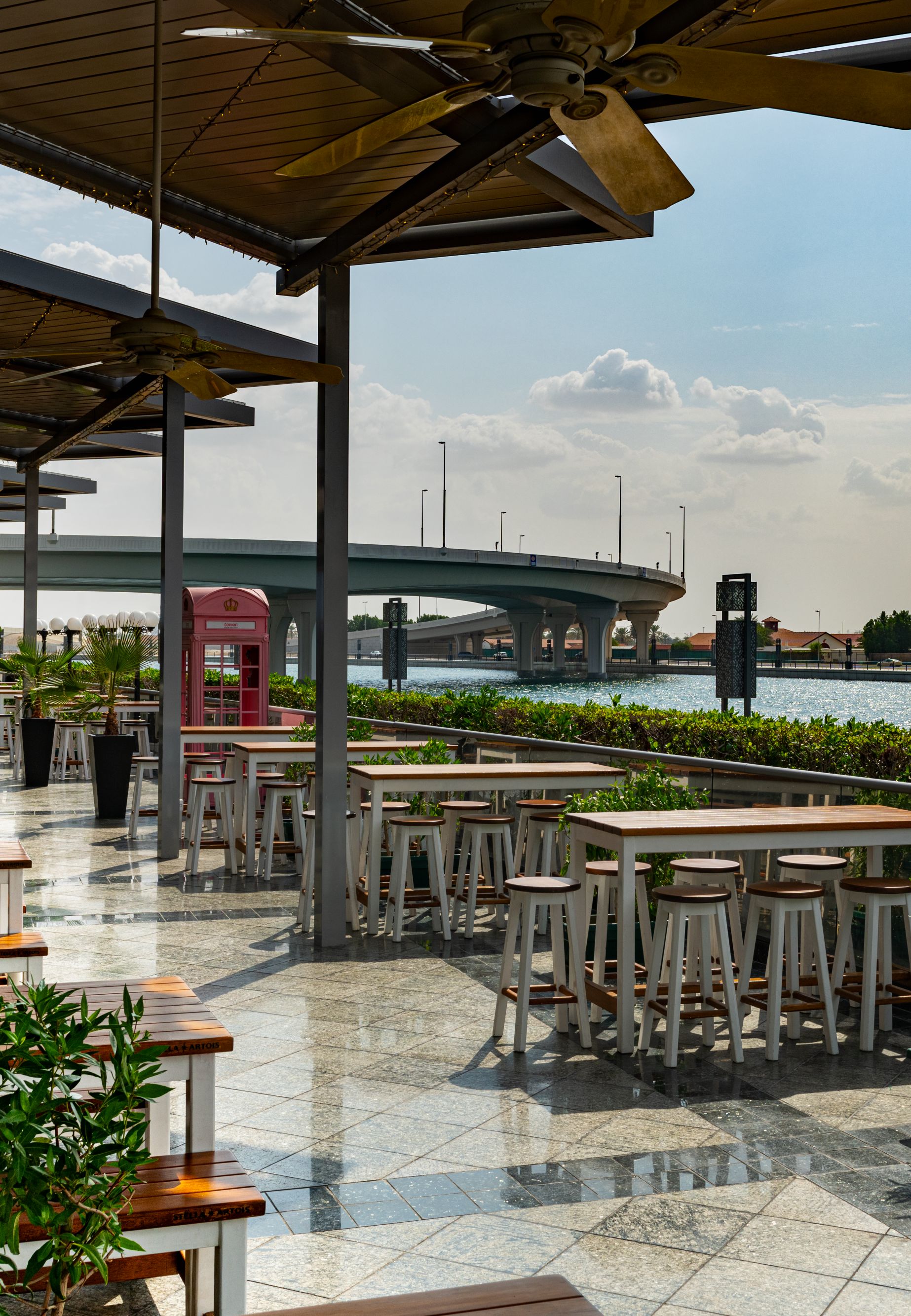  Cafe Artois Near Dubai Water Canal