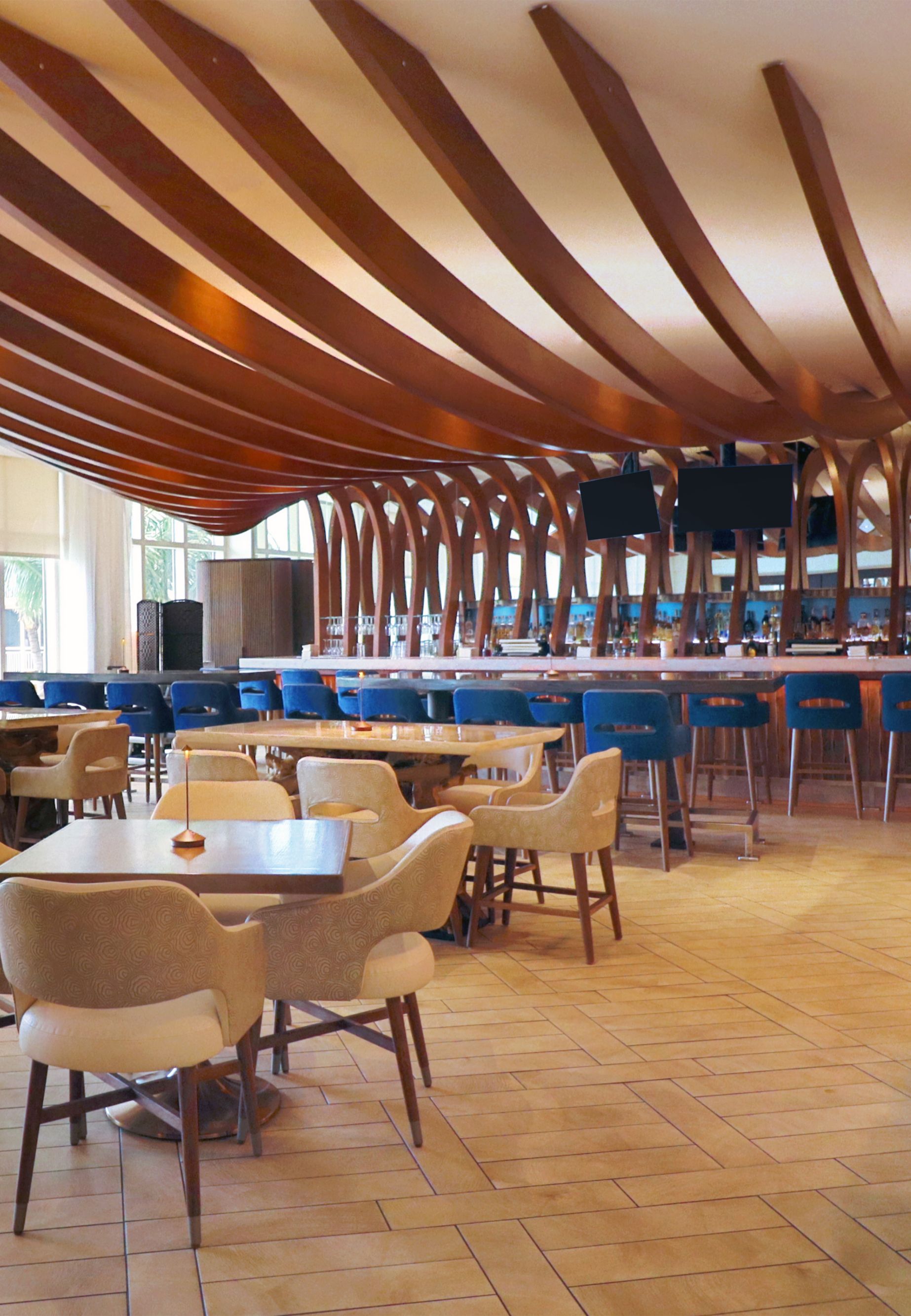 Korals Lobby Bar 37041