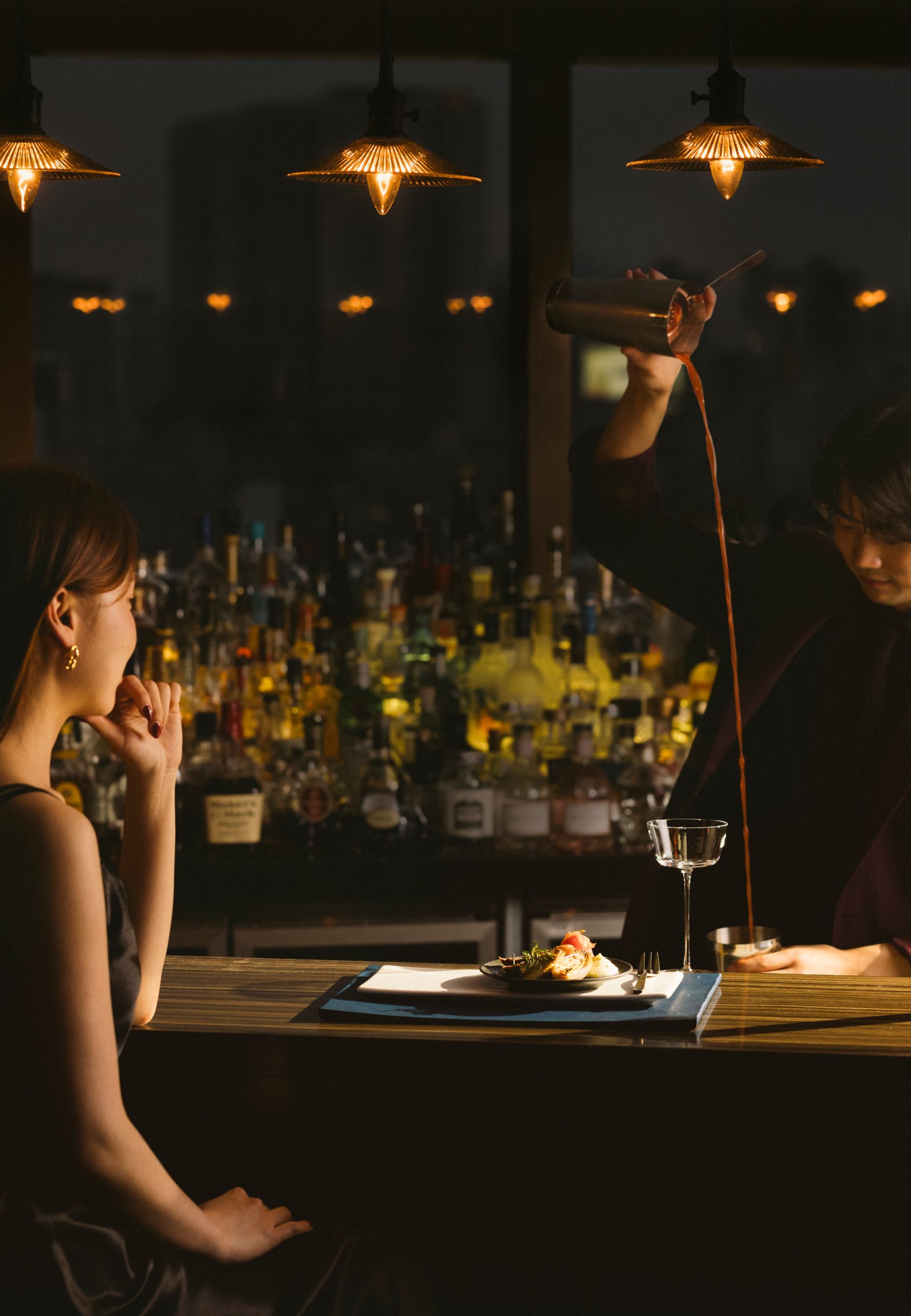 bar-scene-the-griffin