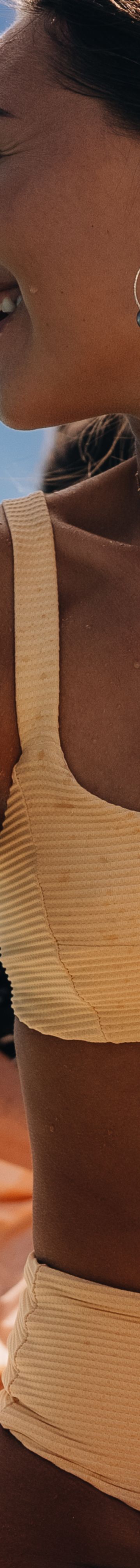 Outrigger Canoe 35742