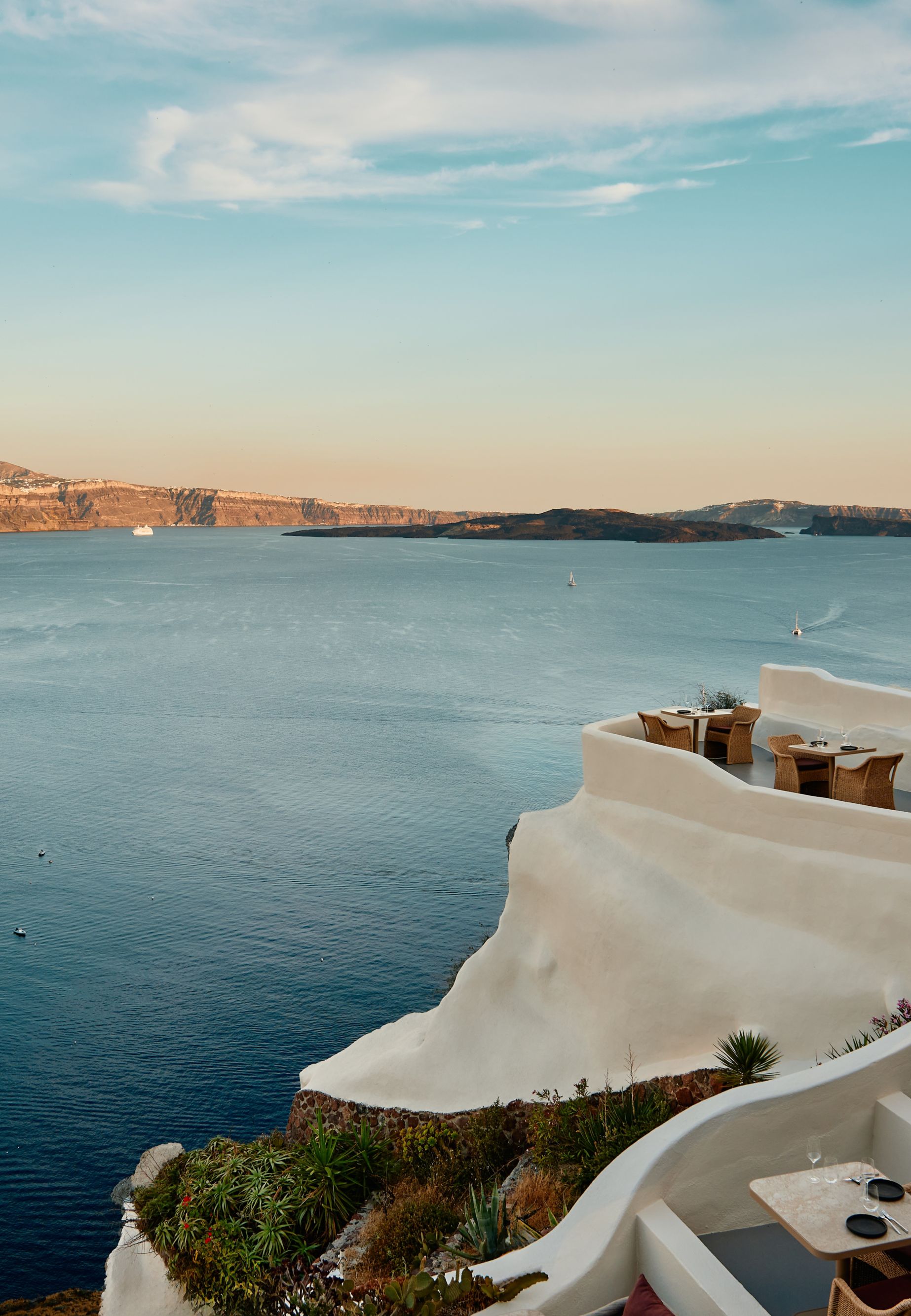 Lure Restaurant 24420