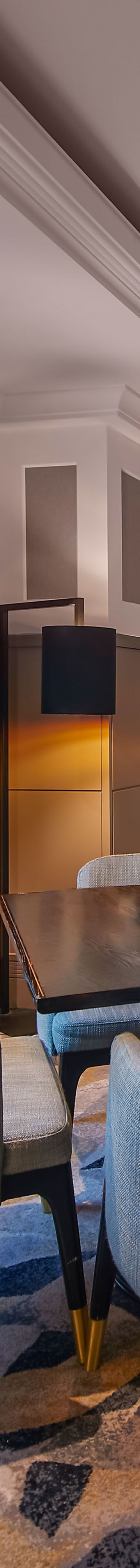 Executive Lounge 10074