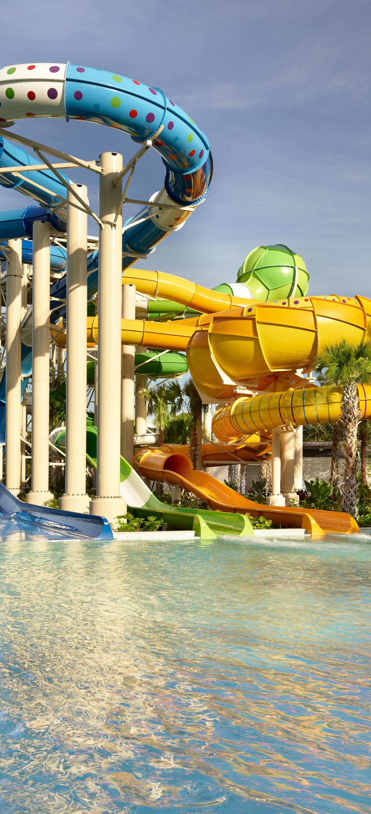 The 15 Most Amazing Marriott Bonvoy Hotels With Water Parks