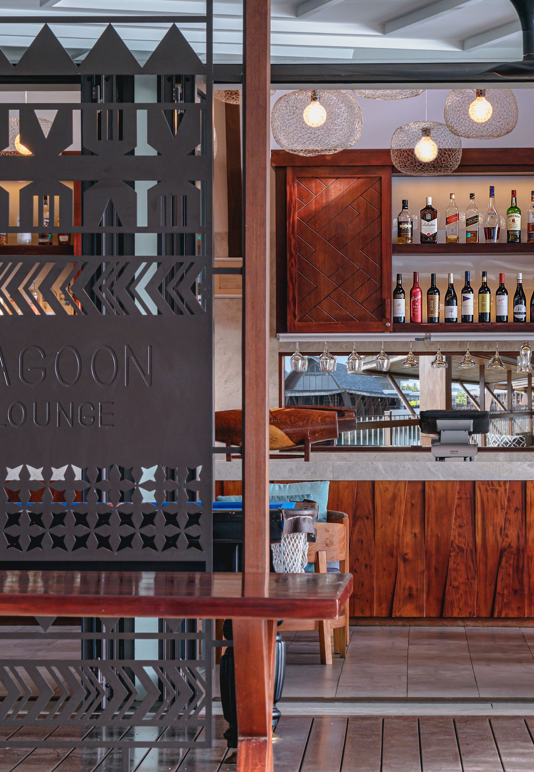 lagoon-lounge-space-17049