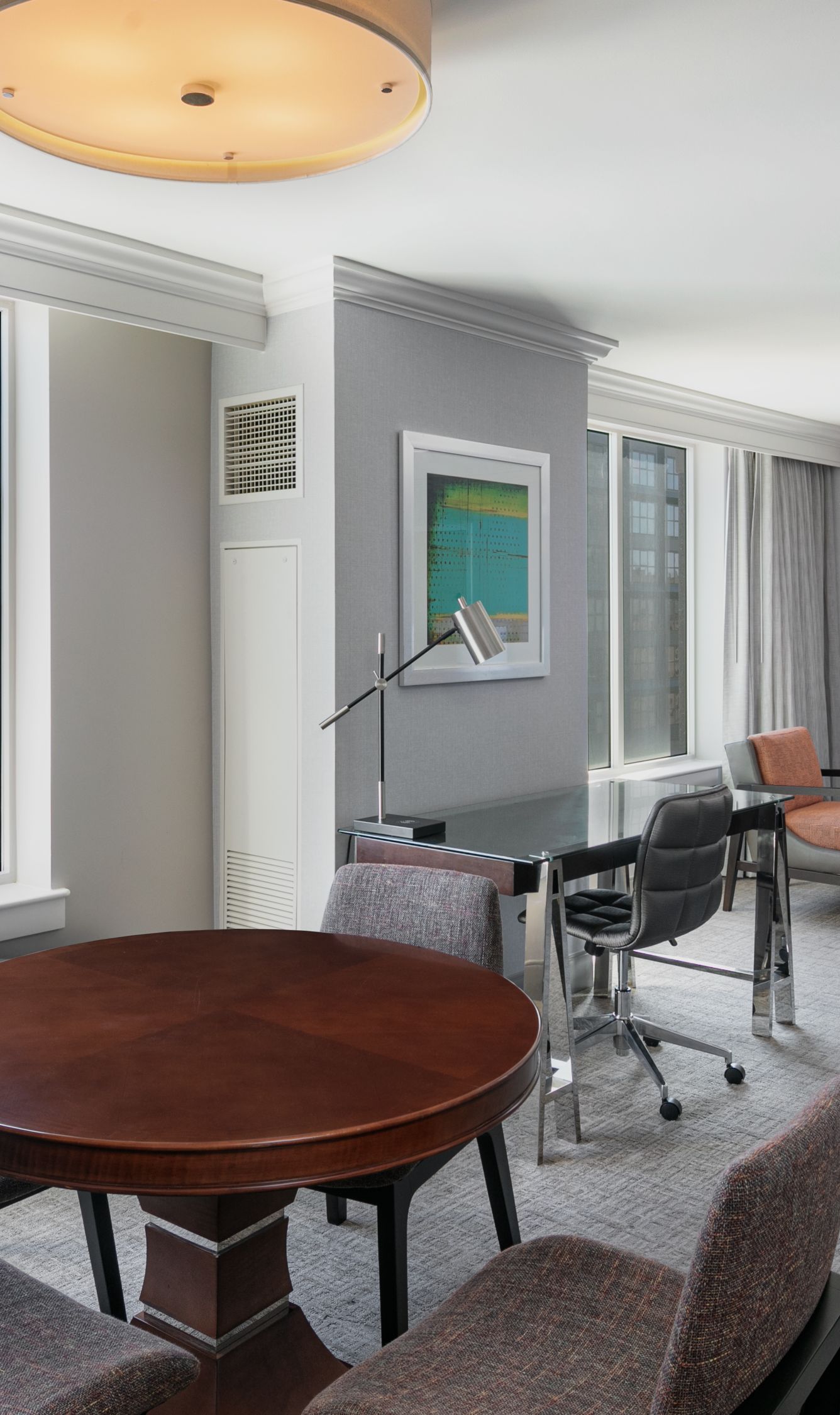 table 4 chairs desk lounge area