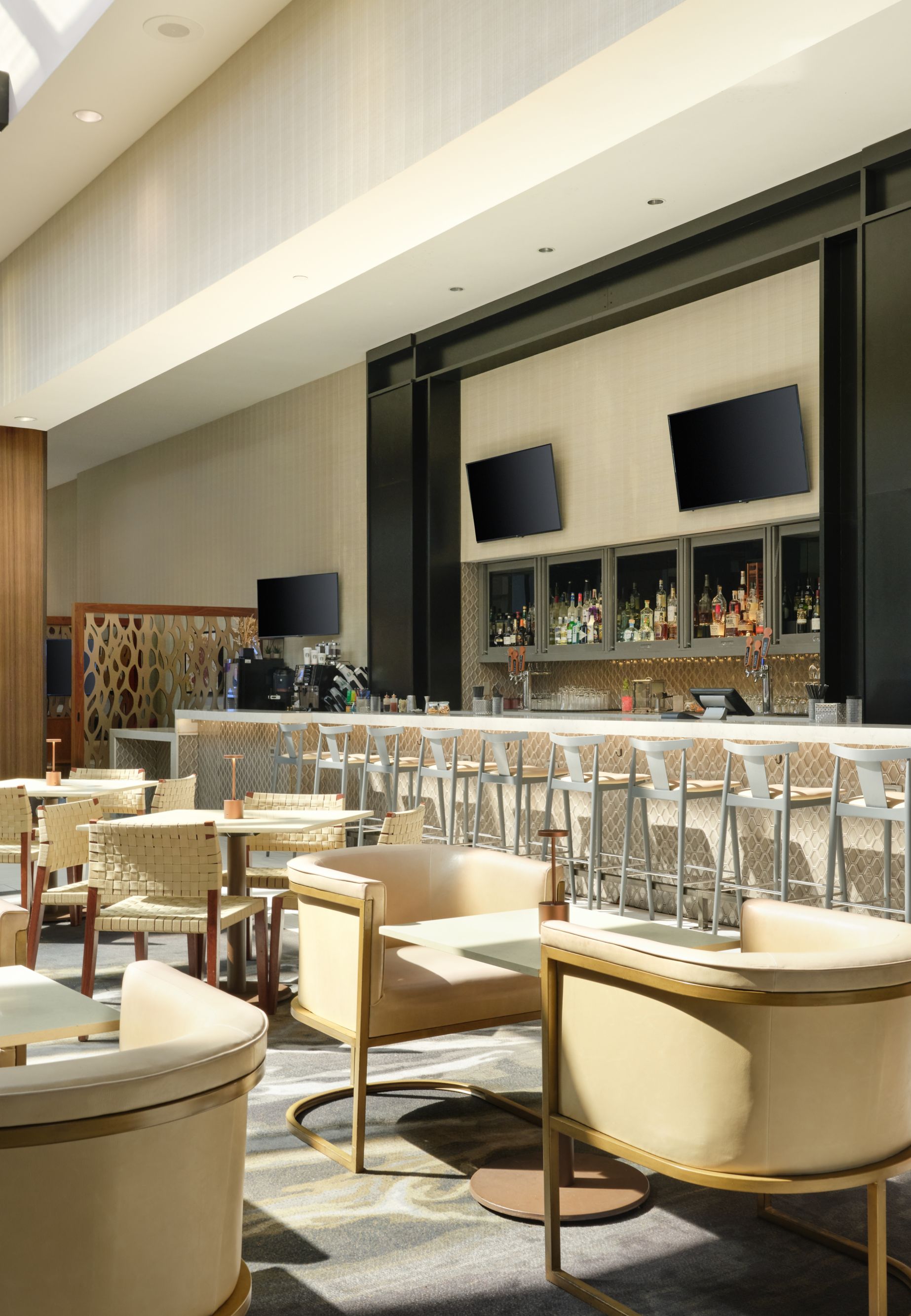 Restaurant-cafe