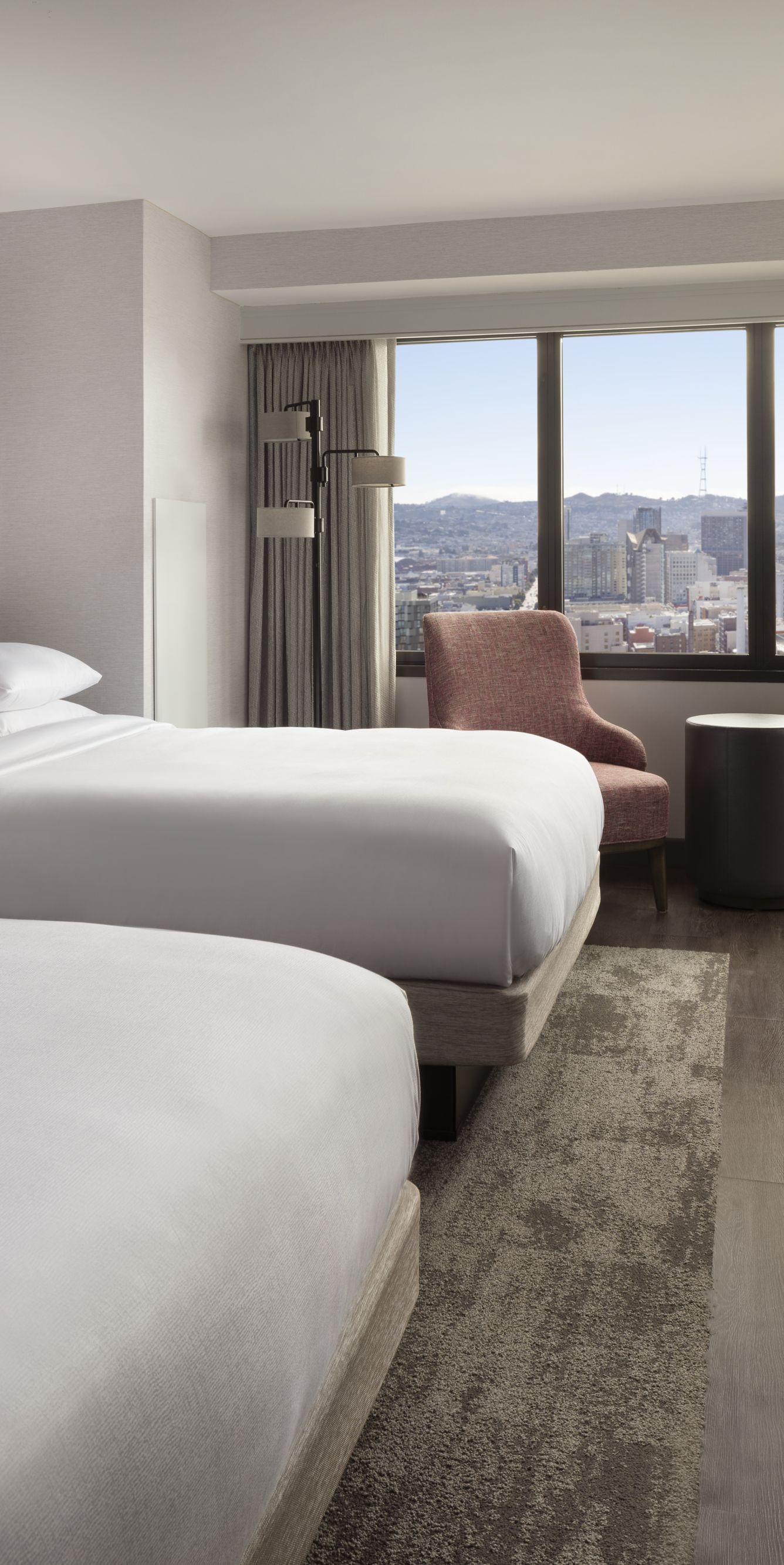 Compre la lujosa ropa de cama de hotel de los hoteles Marriott