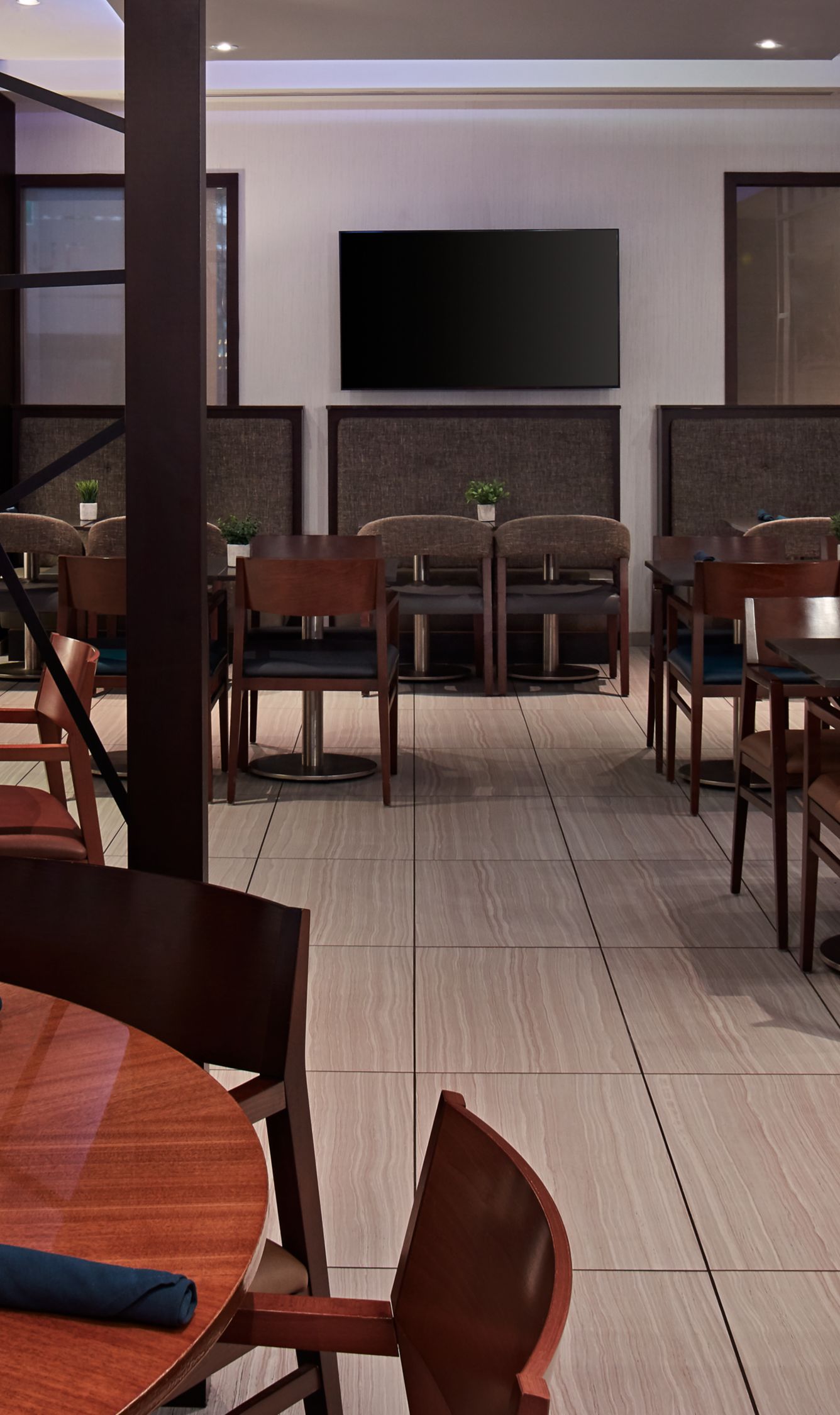 Bar near Toronto Airport | Toronto Airport Marriott Hotel