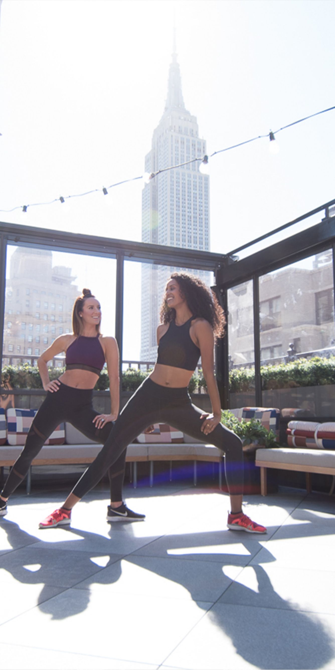 Super Bowl Viewing Party at Magic Hour Rooftop in Moxy Hotel NYC