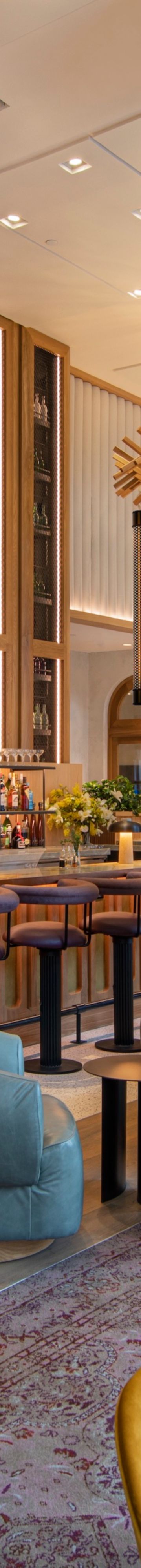 Lobby and Bar Bedford Day