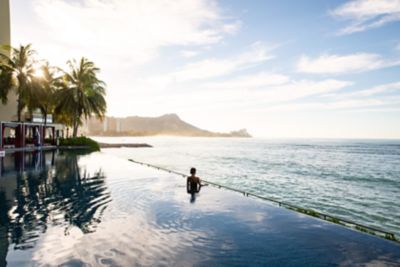 Infinity pool at Sheraton Waikiki