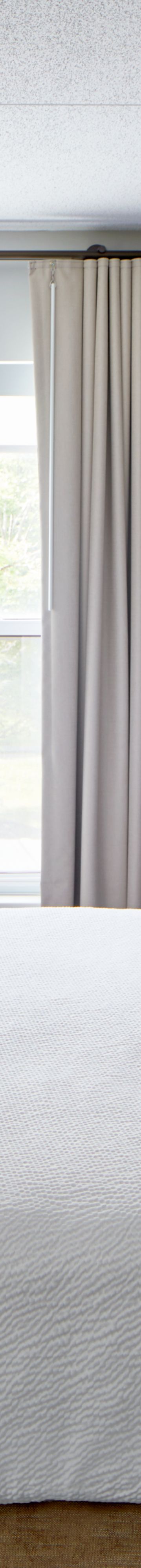 One-Bedroom Suite 23077