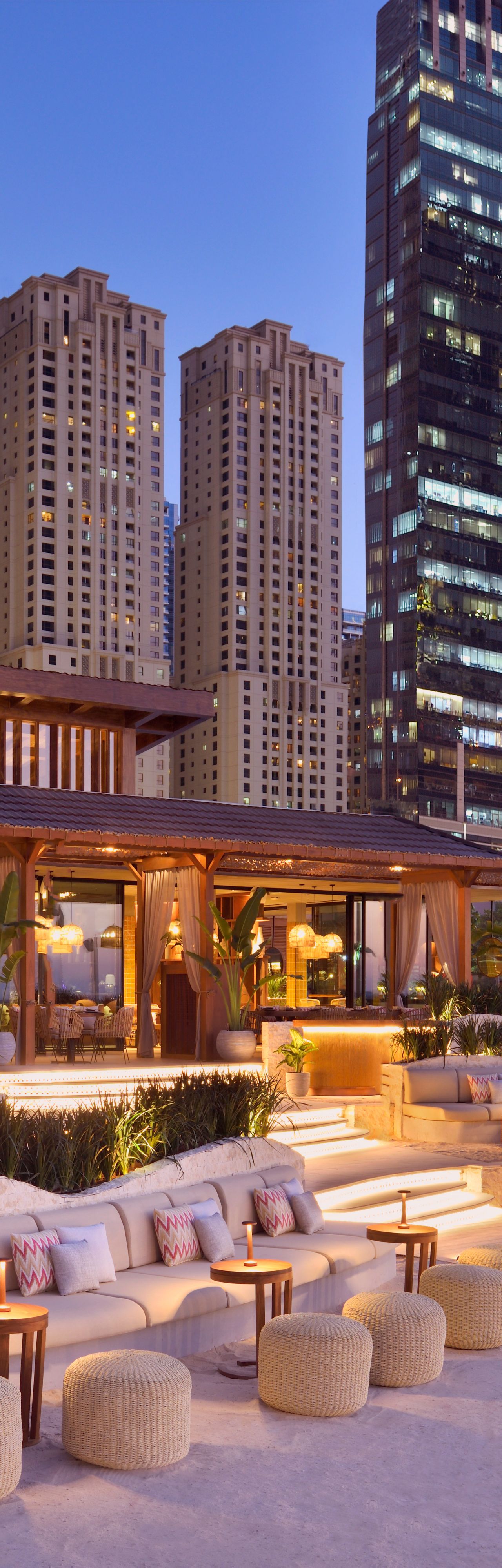ritz carlton hotel dubai restaurant
