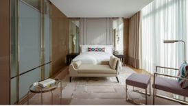 the ritz-carlton suite, suite, bedroom, king bed