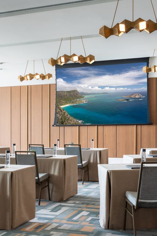 Plan your business meeting in style in Waikiki at The Horizon Terrace.