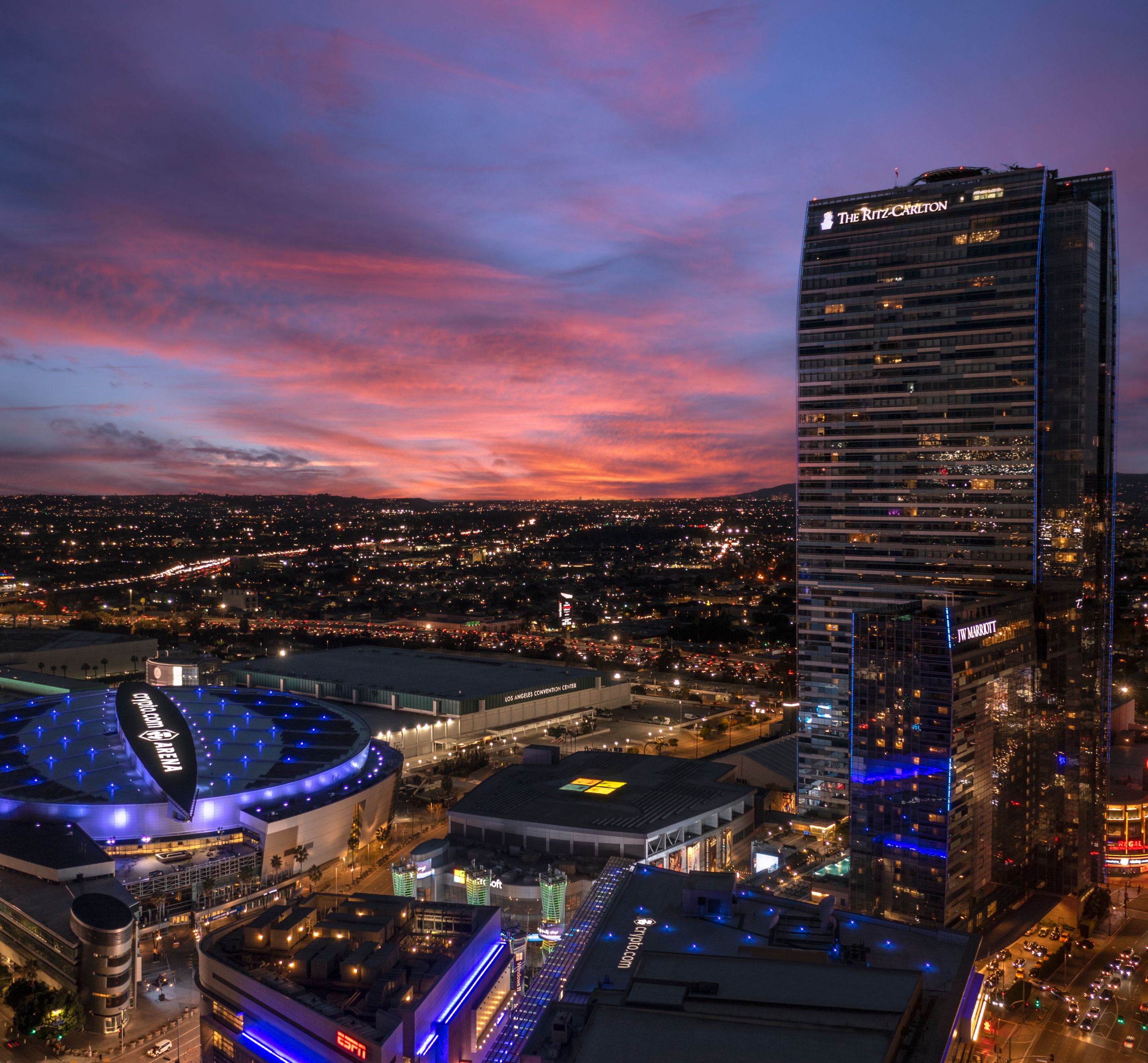 Los Angeles Hotel with a Rooftop Pool | The Ritz-Carlton, Los Angeles