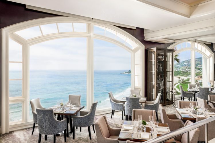 Restaurant with Ocean views