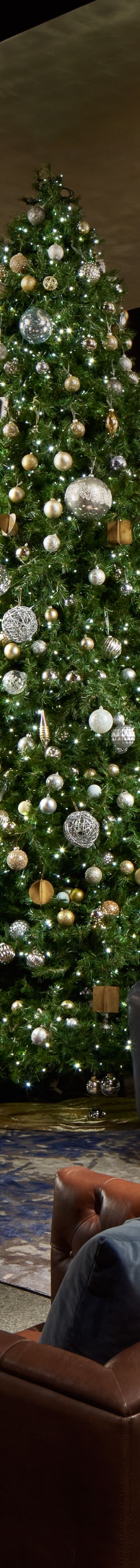 Holiday Decorations 23324