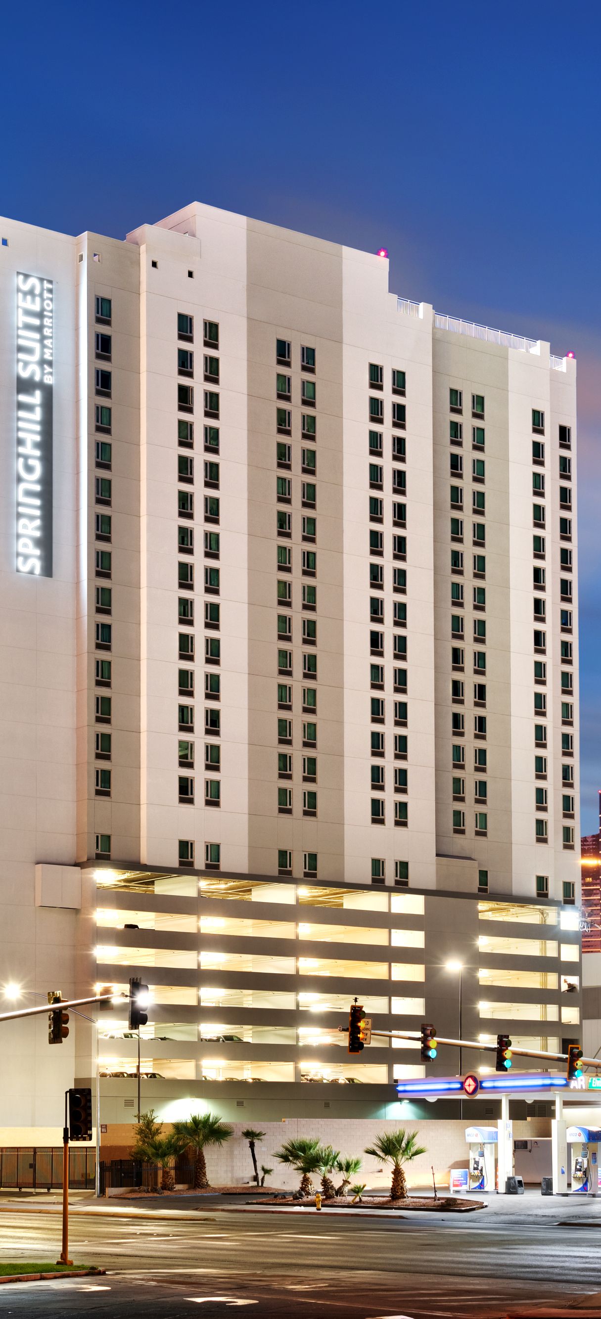 SpringHill Suites by Marriott Las Vegas Convention Center - Stayforlong