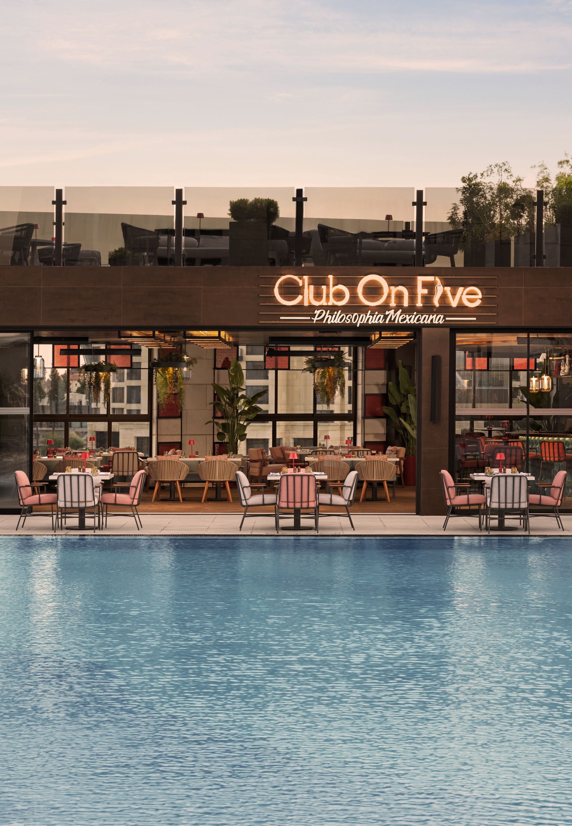 Outlet - Club On Five