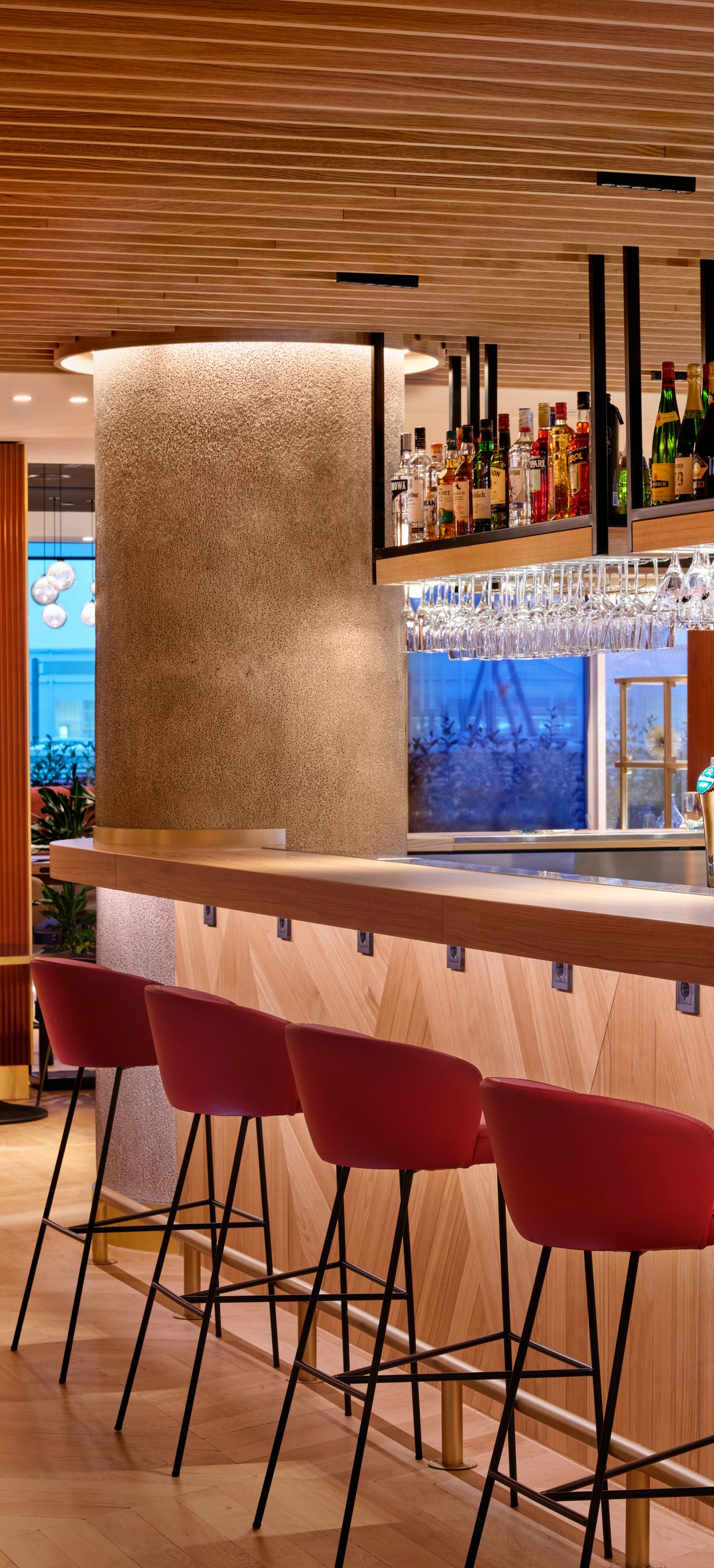 Hotel Photo Gallery | Sheraton Amsterdam Airport Hotel
