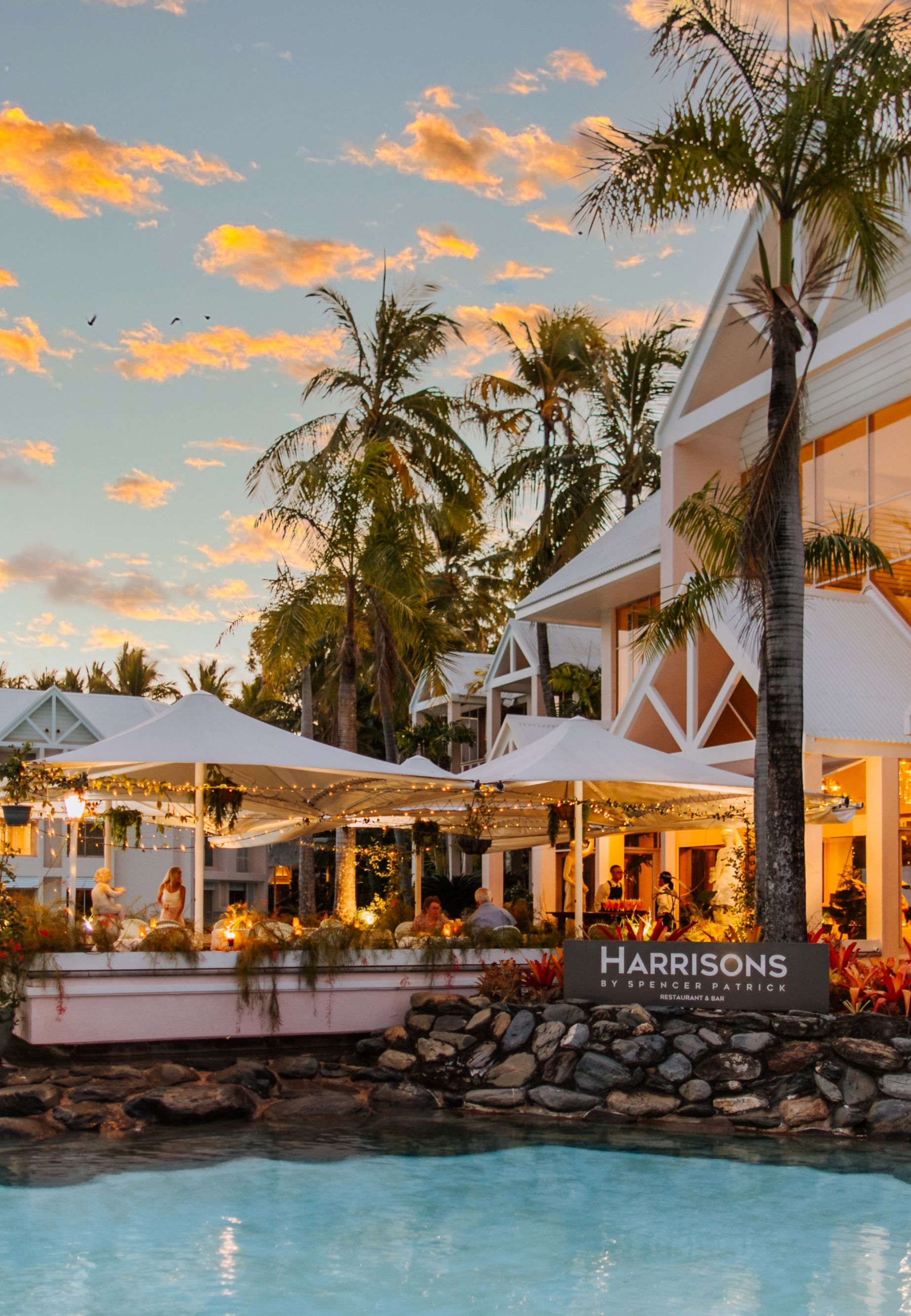 harrisons-exterior-18382