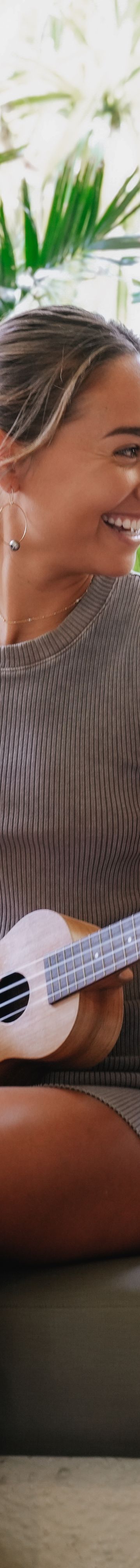 Learn to play the ukulele