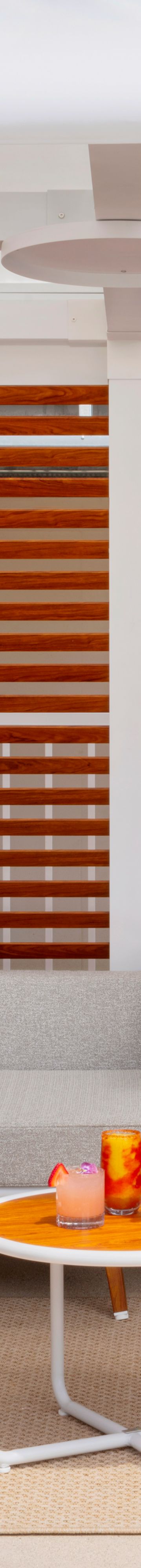 Hotel_Marina_Pool_05v2