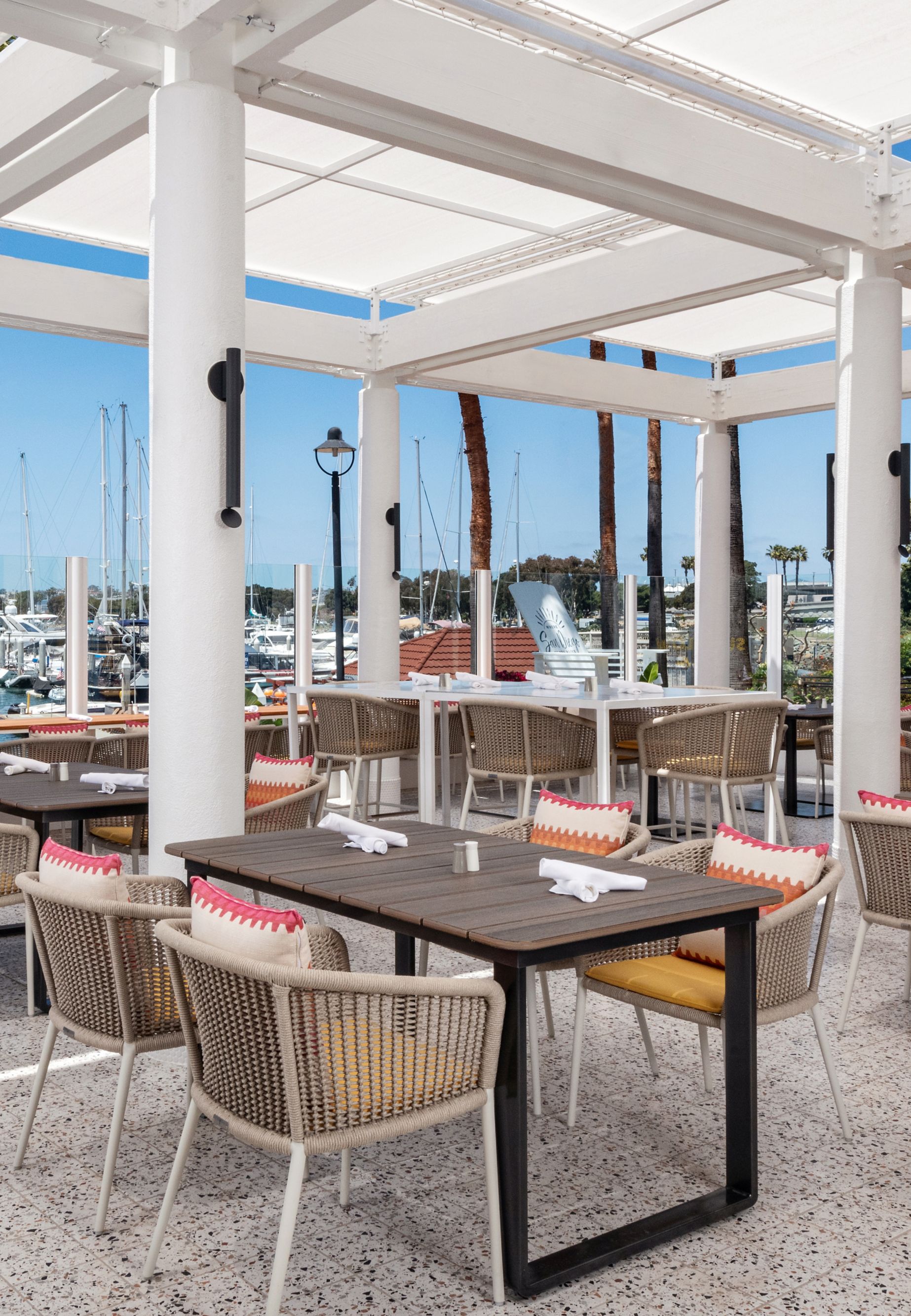 sansi-seating-area-12175