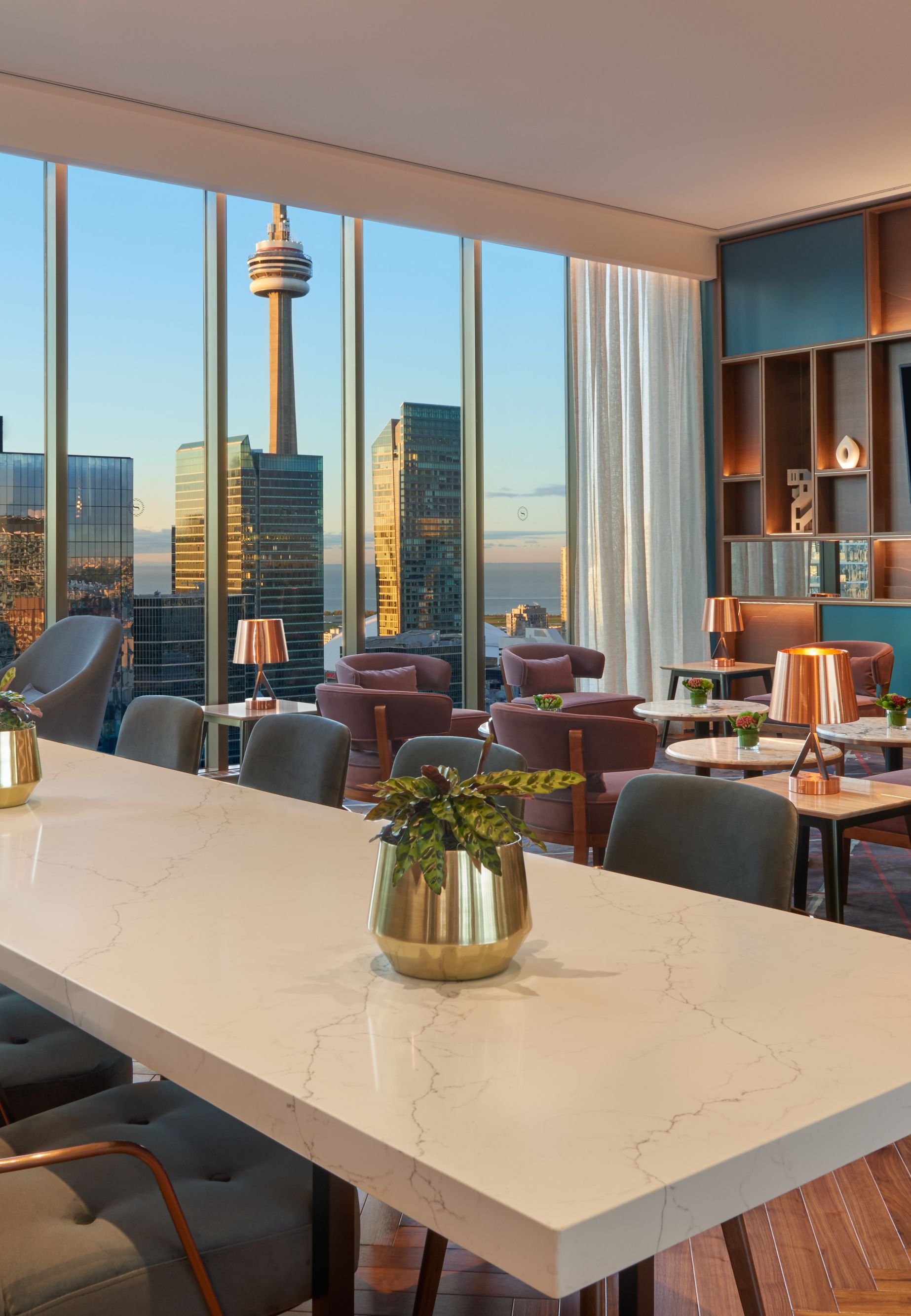 Downtown Toronto Hotel Suites | Sheraton Centre Toronto Hotel