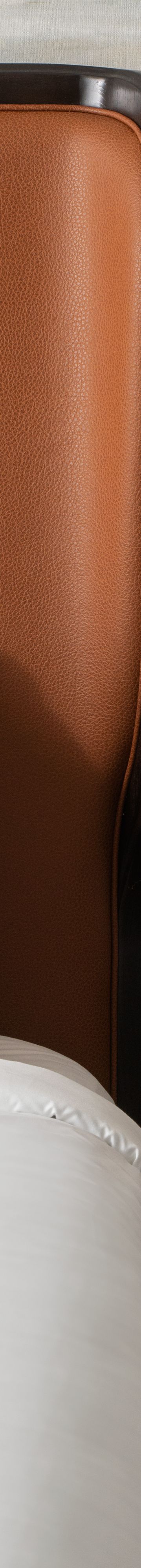 ATLFX Two Queen D36380