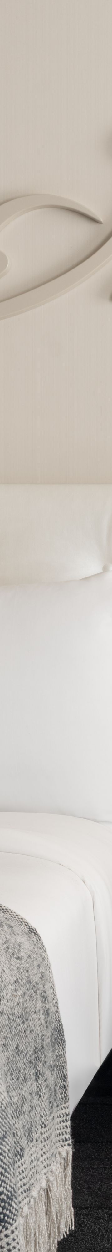 Premium Double Bed D32104