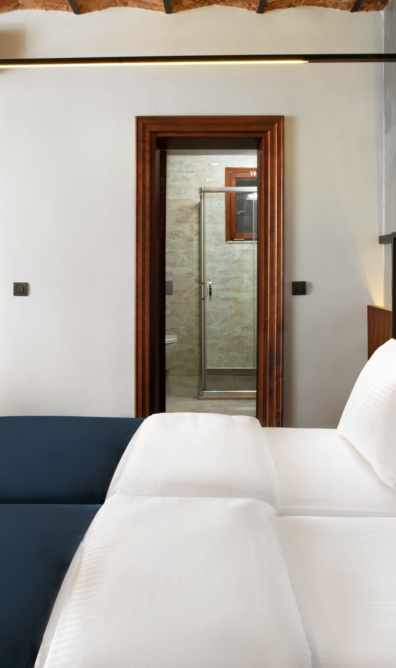 Galata DeCamondo Collection